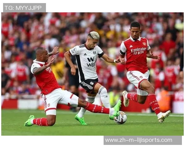 阿森纳与那不勒斯争夺巴西国脚中卫里贝罗的转会关注 阿森纳与那不勒斯争夺巴西国脚中卫里贝罗的转会关注