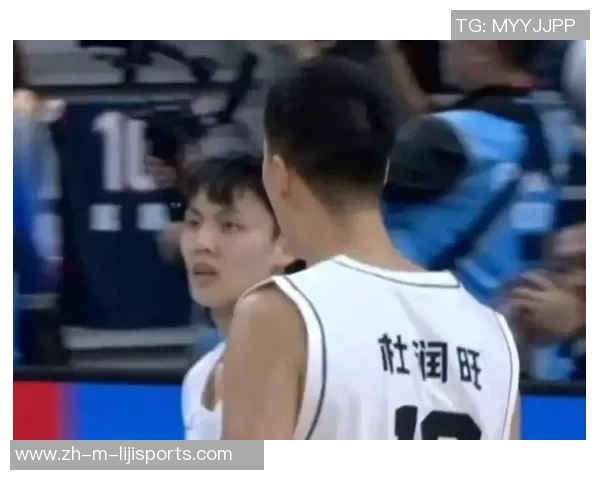 广东队主场大胜辽宁44分徐杰贡献17分7助攻杜润旺狂砍21分 广东队主场大胜辽宁44分徐杰贡献17分7助攻杜润旺狂砍21分